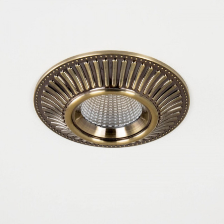 Встраиваемые точечные светильники — Встраиваемый светильник Citilux CLD042NW3 купить в 