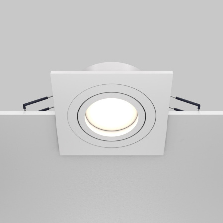 Встраиваемые точечные светильники — Встраиваемый светильник Maytoni Technical DL024-2-01W купить в 