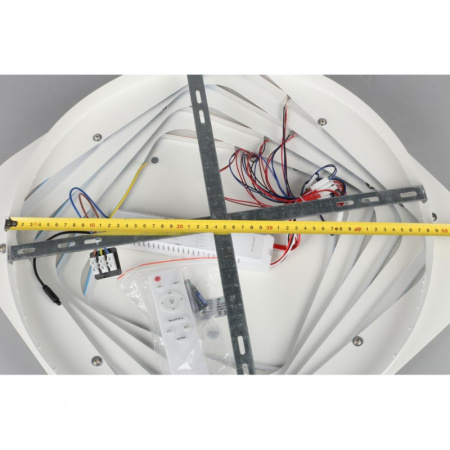 Накладные светильники — Накладной светильник Omnilux OML-07607-276 купить в 