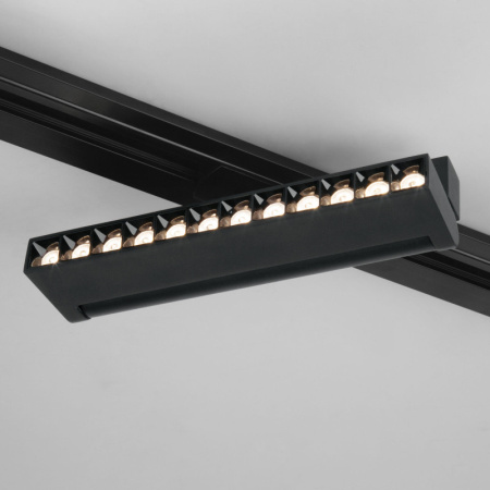 Трековые светильники — Светильник на шине Elektrostandard Garda Черный 20W 4200K (85018/01) однофазный купить в 