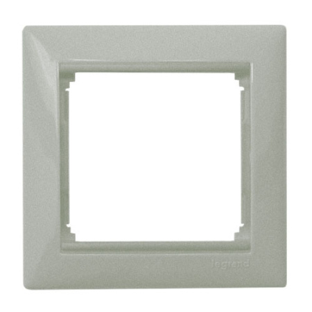 Рамки — Рамка Legrand 770151 купить в 