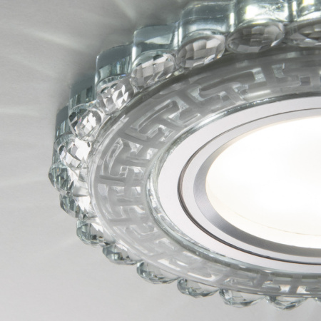 Встраиваемые точечные светильники — Встраиваемый светильник Elektrostandard 2217 MR16 CL прозрачный купить в 