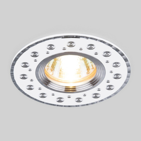 Встраиваемые точечные светильники — Встраиваемый светильник Elektrostandard 2008 MR16 WH белый купить в 