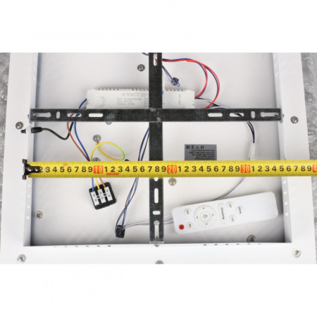 Накладные светильники — Накладной светильник Omnilux OML-08527-182 купить в 