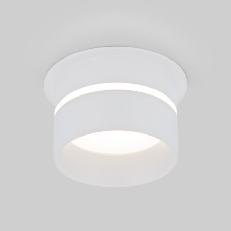 Встраиваемые точечные светильники — Встраиваемый светильник Elektrostandard 6075 MR16 WH белый купить в 