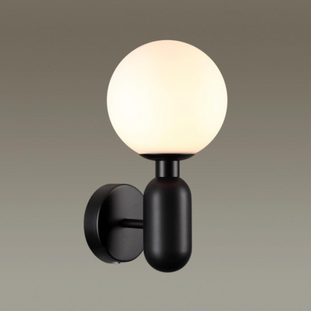 Настенные бра — Бра Odeon Light 4668/1W купить в  Настенные бра — Бра Odeon Light 4668/1W купить в
