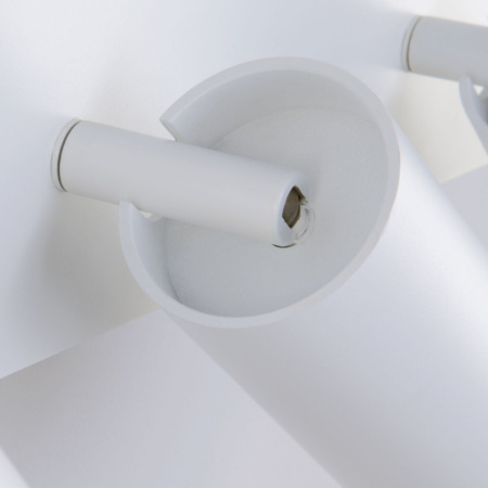 Споты — Спот Eurosvet 20067/3 LED белый купить в  Споты — Спот Eurosvet 20067/3 LED белый купить в