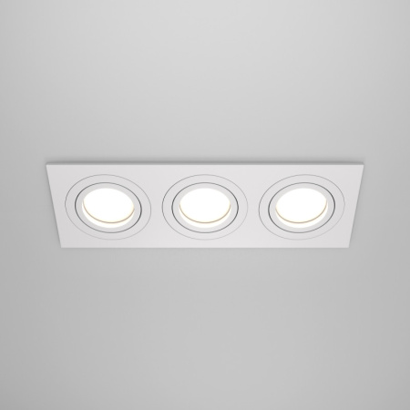 Встраиваемые точечные светильники — Встраиваемый светильник Maytoni Technical DL024-2-03W купить в 