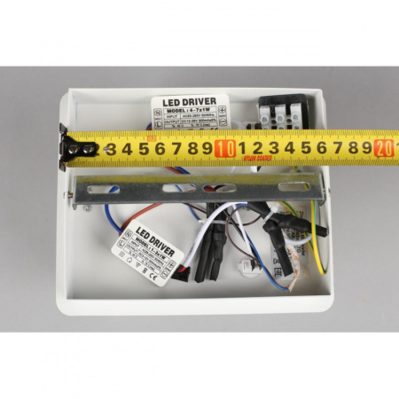 Настенные бра — Бра Omnilux OML-10901-02 купить в 