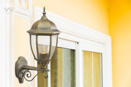 Уличные настенные светильники — Светильник настенный DeMarkt 804020101 купить в 