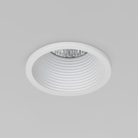 Встраиваемые точечные светильники — Встраиваемый светильник Elektrostandard 25028/LED 7W 4200K WH белый купить в 