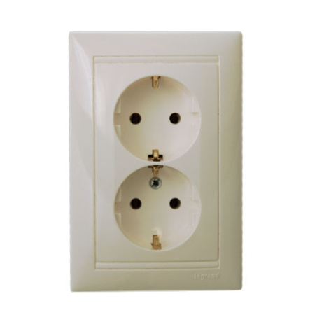 Розетки — Розетка Legrand 774370 купить в 