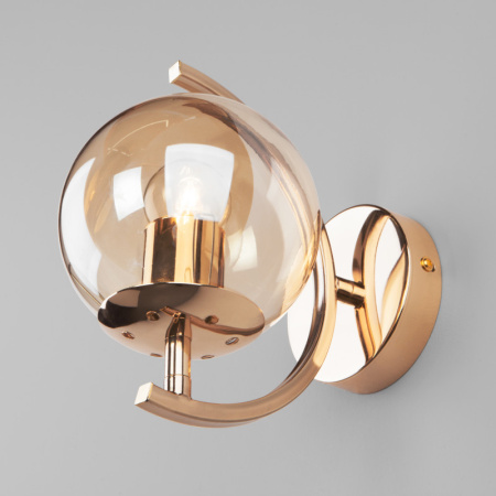 Настенные бра — Бра Eurosvet 50072/1B золото купить в  Настенные бра — Бра Eurosvet 50072/1B золото купить в