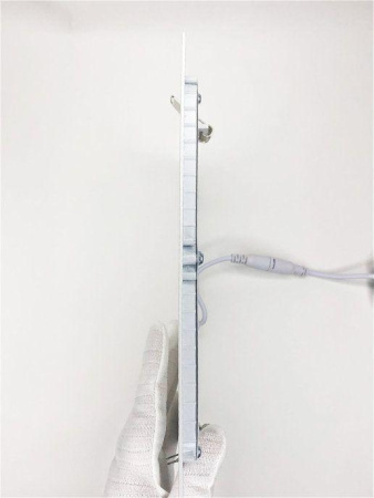 Cветильники потолочные встраиваемые — Встраиваемый светодиодный светильник Elvan VLS-102SQ-18W-WW-Wh купить в 