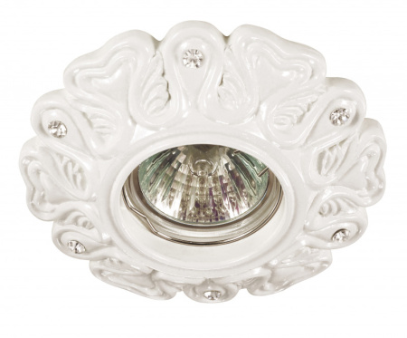 Встраиваемые точечные светильники — Встраиваемый светильник Novotech 370122 купить в 