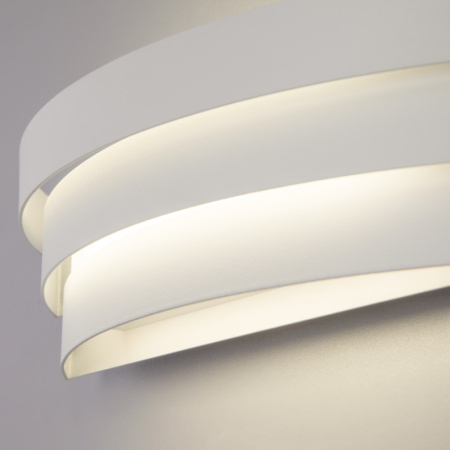 Настенные бра — Бра Elektrostandard Riara LED белый (MRL LED 1012) купить в  Настенные бра — Бра Elektrostandard Riara LED белый (MRL LED 1012) купить в