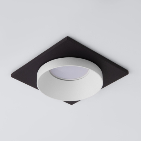 Встраиваемые точечные светильники — Встраиваемый светильник Elektrostandard 117 MR16 белый/черный купить в 