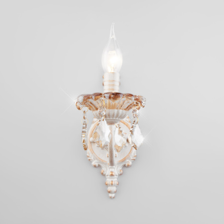 Настенные бра — Бра Eurosvet 10118/1 белый с золотом/тонированный хрусталь Strotskis купить в 