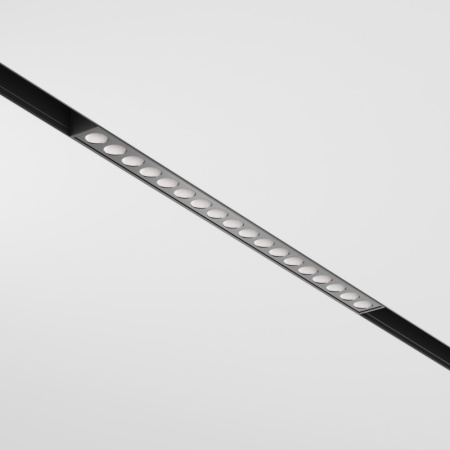 Трековые светильники — Светильник на шине Maytoni Technical TR031-4-18W3K-S-DS-B купить в 