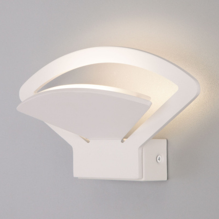 Настенные бра — Бра Elektrostandard Pavo LED белый (MRL LED 1009) купить в  Настенные бра — Бра Elektrostandard Pavo LED белый (MRL LED 1009) купить в