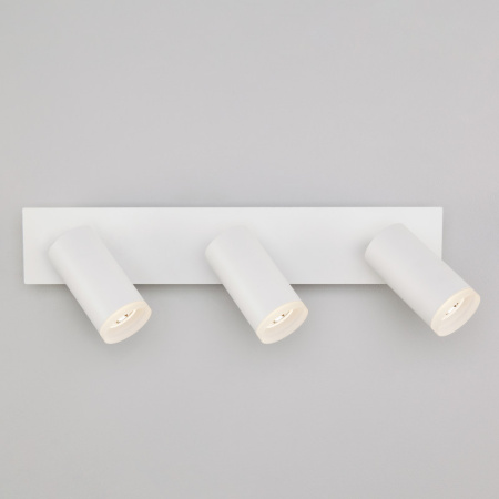 Споты — Спот Eurosvet 20067/3 LED белый купить в  Споты — Спот Eurosvet 20067/3 LED белый купить в