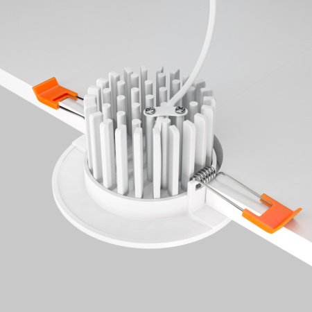 Встраиваемые точечные светильники — Встраиваемый светильник Maytoni Technical DL038-2-L7W купить в 