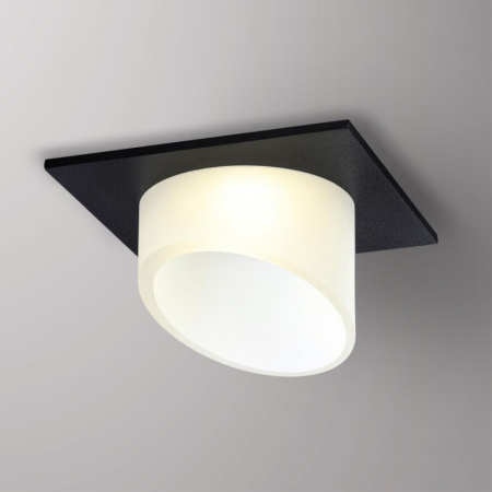 Встраиваемые точечные светильники — Встраиваемый светильник Novotech 370898 купить в 