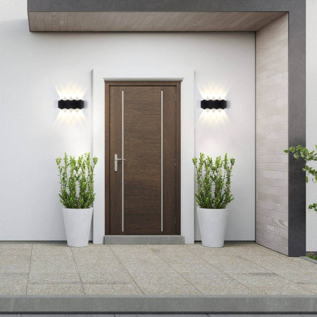 Уличные настенные светильники — Светильник настенный Escada 30004W/03LED купить в  Уличные настенные светильники — Светильник настенный Escada 30004W/03LED купить в