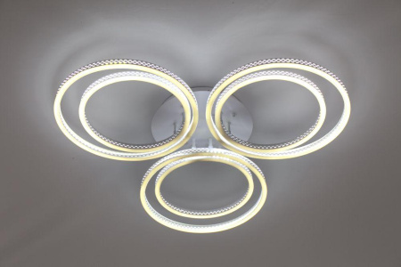 Потолочные люстры — Потолочная светодиодная люстра Escada 10241/6LED купить в 